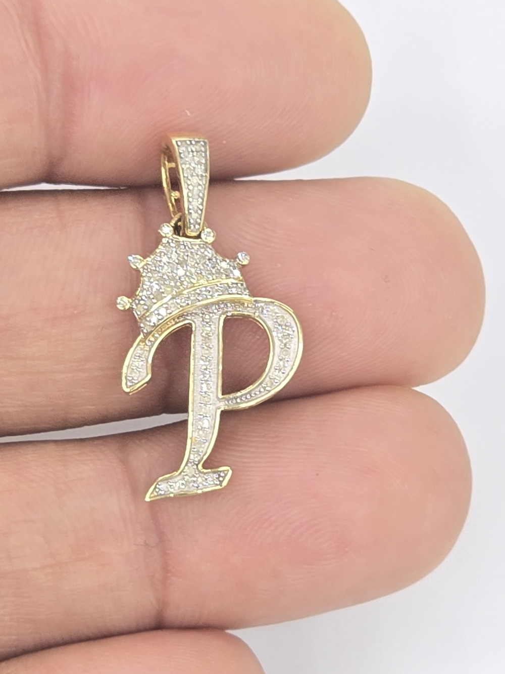 Real Diamond 10kt Gold Crown Style Initial P Pendant